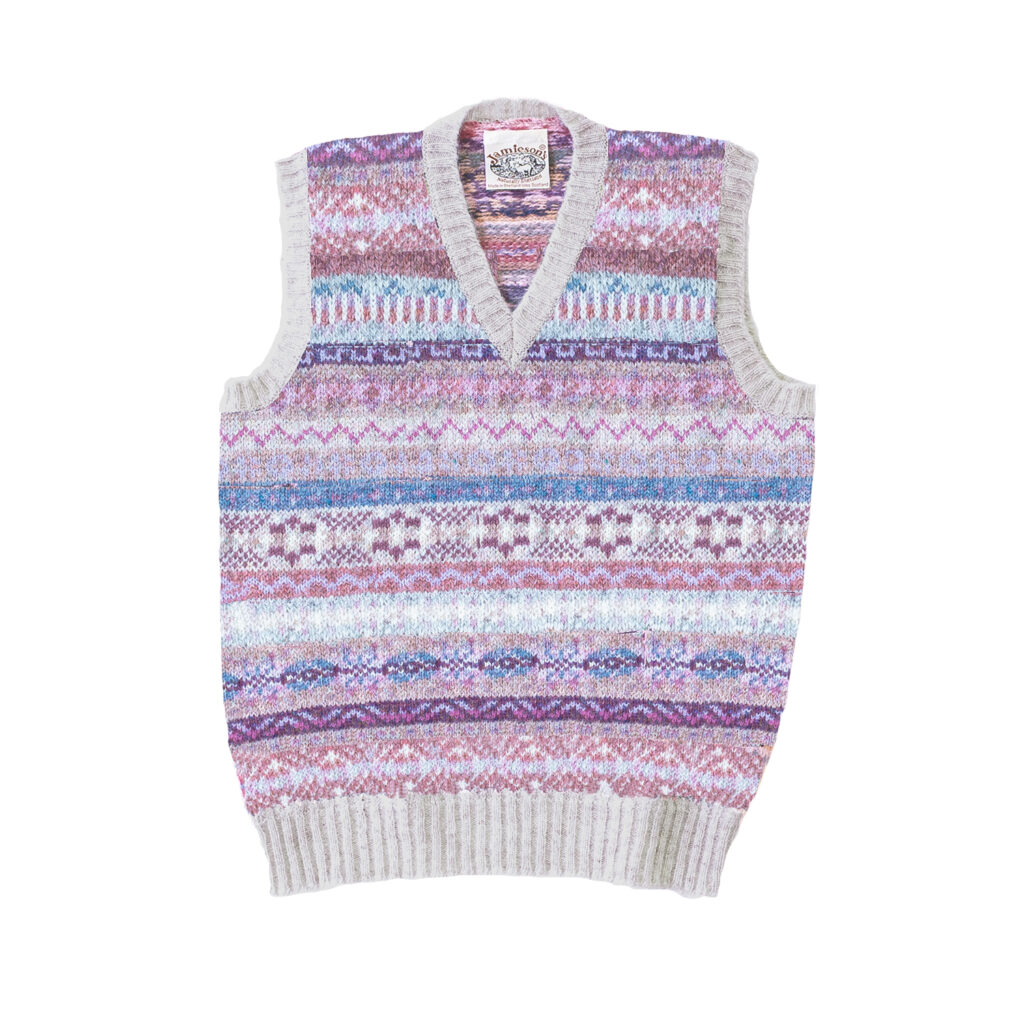 ジャミーソンズ・フェアアイルVネックベスト・ローズミスト